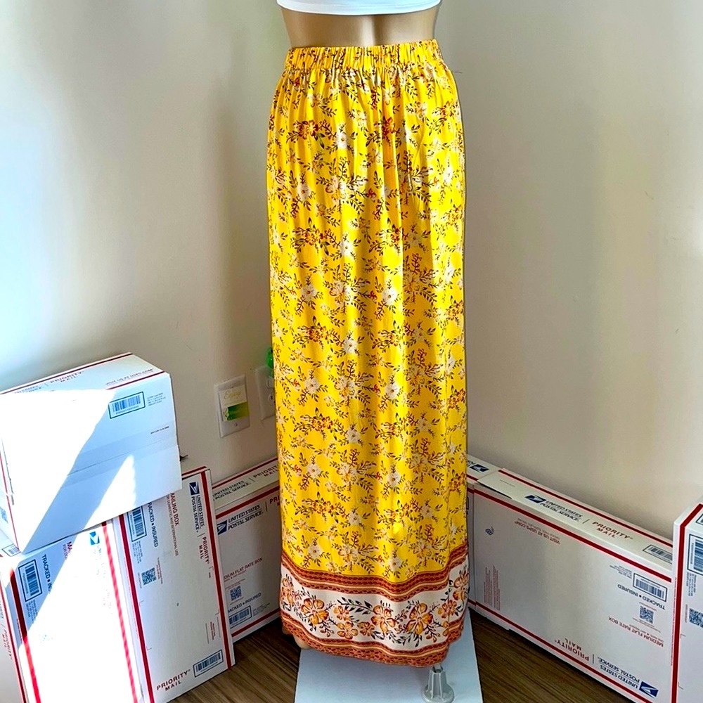 Maxi skirt nwot - Picture 4 of 11